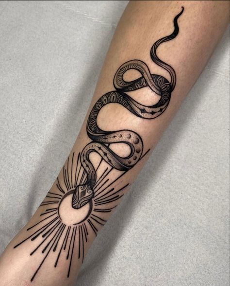 Feathered Snake Tattoo, Cadeusus Symbol, Large Snake Tattoo Arm, Medusa Shin Tattoo, King Snake Tattoo, Snake Tatoos Woman, Anaconda Tattoo, Two Headed Snake Tattoo, Feminine Snake Tattoo