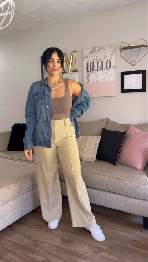 Hi, I’m Marissa! I share affordable & trendy outfit ideas for women in their 20s & 30s. You can shop direct links and my fall style picks on the @shopLTK app just follow me ‘thefashioncutie’. #fallfashion #fallstyle #trousers #womenspants #falloutfitsforwomen #falloutfits #outfitideas #casualstyle #trendystreetstyle #trendyoutfits #womenspants #styleblogger #styletips #howtowear #affordablefashion #affordablestyle #pinterestoutfit #size6outfits Casual Fall Outfits 2022, Triple Necklace, Fall Outfits 2022, Women In Their 20s, Trendy Outfit Ideas, Outfit Ideas For Women, Trendy Street Style, Necklace Layering, Oversized Denim Jacket