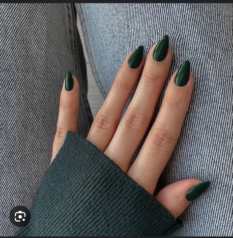 Fake Gel Nails, Green Press On Nails, Press On Nails Almond, Acrylic Nails Almond Shape, Nails Press Ons, Green Acrylic Nails, Hard Gel Nails, Dark Green Nails, Acrylic Nail Kit