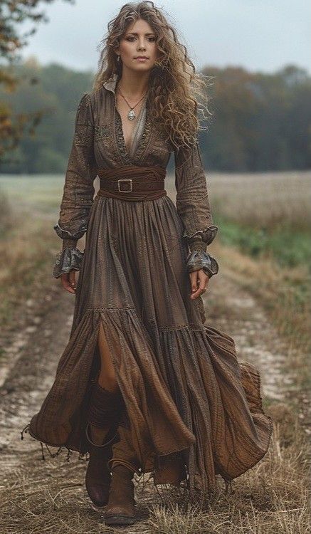 Look Hippie Chic, Look Boho Chic, Looks Country, Boho Dresses Long, Linnet, Boho Hairstyles, Lifestyle Clothing, Style Mistakes, Bohemian Clothes