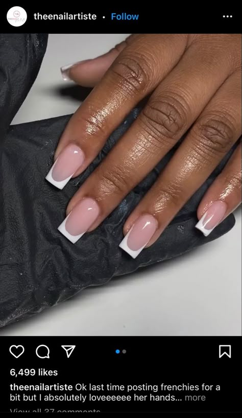 French Tip Nails With Design Black Women, French Nails On Black Women, French Tip Mixed With Solid Nails, French Tips On Black Women, French Nails Black Women, French Tip Nails Black Women, Short Acrylic French Tip Nails, Natural French Tip Nails, Short Acrylic Nails French Tip