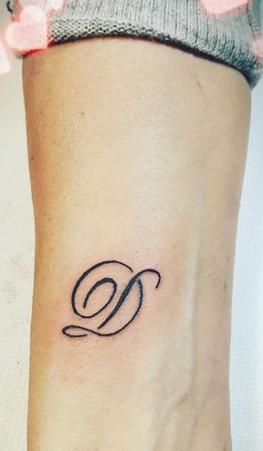 Letter D Tattoos, D Tattoos, Letter D Tattoo, Hd Tattoos, Letter Tattoos, Big Cat Tattoo, Side Wrist Tattoos, Behind Ear Tattoos, Letter Tattoo