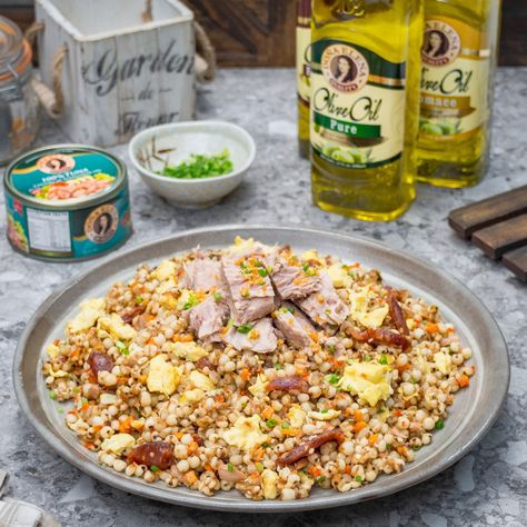 Tuna Adlai Fried Rice Ala Yang Chow Fried Rice Recipe Adlai Rice Recipes, Yang Chow Fried Rice, Beef Fried Rice, Chow Recipe, Chinese Sausage, Fried Rice Recipe, Saute Onions, Corned Beef, Rice Recipe