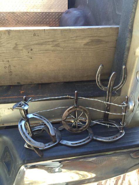 Horseshoe Cowboy, Welding Projects Ideas, Horseshoe Ideas, Barbed Wire Fence, Horseshoe Crafts Projects, Cool Welding Projects, Welded Metal Projects, Welding Gear, Welding Crafts