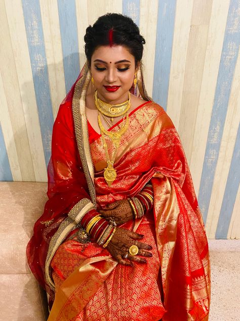 Dusky Skin Makeup Indian Bride, Makeup Subtle, Bride Eye Makeup, Latest Bridal Makeup, Dusky Skin, Indian Eyes, Indian Bride Makeup, Bengali Bridal Makeup, Bride Ideas