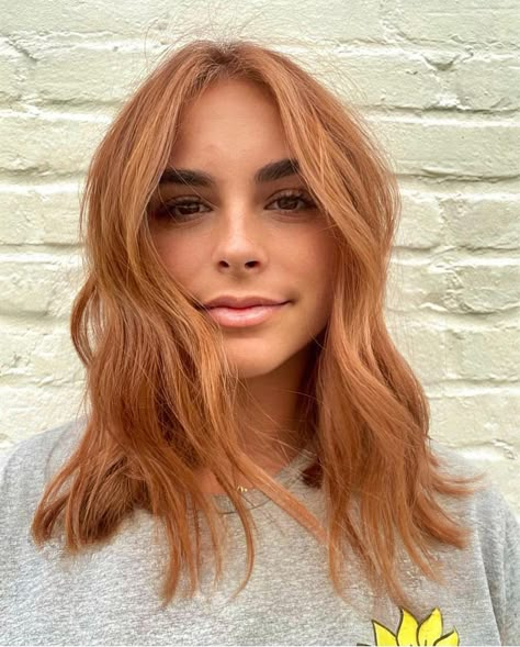 Short Light Red Hair, Mid Length Copper Hair, Pink Copper Hair, Hair Dye Trends, Short Copper Hair, Light Copper Hair, Copper Bob, Horrible Hair, Apricot Hair