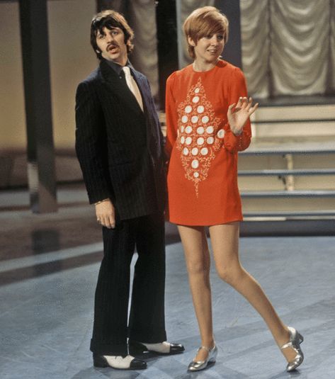 Ringo Starr That'll Be The Day, Beatles Style, The Beatles 1960, Relationship Songs, Ringo Star, Beatles Wallpaper, Cilla Black, Richard Starkey, With The Beatles