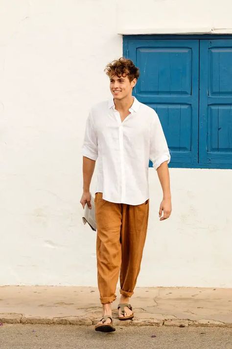 Experience the Ultimate Comfort: Men's Summer Outfits with Linen Elements - mens-club.online Men In Linen, Men's Summer Outfits, Wrinkled Clothes, Mens Summer Outfits, Linen Men, White Linen Shirt, White Linen Pants, Linen Shirt Men, Mens Linen