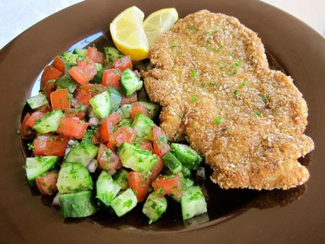 Gluten Free Chicken Schnitzel - Learn to make Gluten Free Chicken Schnitzel with this easy, GF, low carb recipe for crispy fried and seasoned chicken breasts. Kosher, meat. Chicken Schnitzel Recipe, Almond Chicken Salad, Schnitzel Recipe, Schnitzel Recipes, Almond Chicken, Chicken Schnitzel, Seasoned Chicken, Low Carb Recipe, Gluten Free Chicken