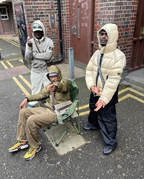 London Outfit Men, Stone Island Outfit Men, Stone Island Outfit, Nike London, Men Street Style, Uk Streetwear, Island Outfit, Drip Outfit Men, Streetwear Inspo