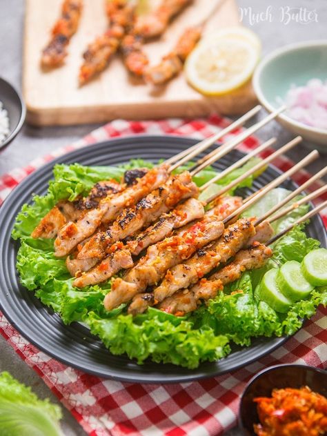 Spicy Taichan Satay is one of viral dish from Indonesia since 2016. Try this spicy and refreshing recipe! It's suitable for you who doing Keto diet. Resep Makanan Beku, Recipe Using Chicken, Refreshing Food, Chicken Satay, Makanan Diet, Rib Recipes, Weeknight Dinners, Poultry Recipes, Favorite Food