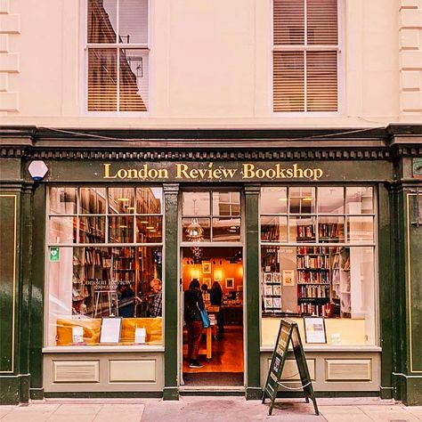 Library Exterior, London Library, Bookshop Café, Book Shops, Bookstore Cafe, Book Stores, Book Cafe, Book Writing Inspiration, Shop Fronts