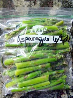 How To Freeze Asparagus, Canning Asparagus, Freezing Asparagus, Balsamic Asparagus, How To Store Asparagus, Freezing Vegetables, Freezing Fruit, How To Cook Asparagus, Frozen Veggies