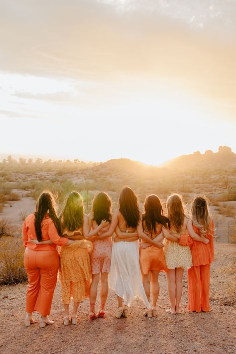 Bachelorette party wearing monochromatic outfits at Papago Park in Phoenix. Girlfriends Photoshoot Ideas, Girls Trip Photoshoots, Bachelorette Photoshoot Ideas, Bachelorette Party Photos, Bachelorette Arizona, Bachelorette Photo Ideas, Bachelorette Photography, Bachelorette Pictures, Galentines Shoot