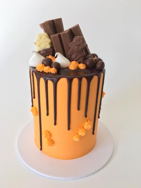 Orange Theme Cake, Orange Drip Cake, Orange Sweets, Orange Birthday Cake, Duper Cake, Cake Drip, Cake Yellow, Orange Birthday, Orange Theme