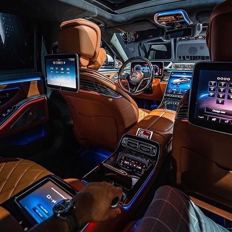 Mercedes Benz Mercedes G Wagon Interior, Mercedes S Class Interior, G Wagon Interior, G 63 Amg, Mercedes Interior, Luxury Cars Range Rover, Mercedes Benz Maybach, Mercedes G Wagon, Luxury Car Interior