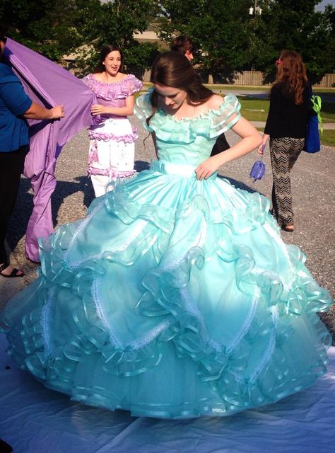 Big Hoop Dresses, Poofy Dress Sitting Down, Cinderella Maid Dress Costume, Voluminous Crinoline Full-skirt Dress, Ariel Coming Out Of The Water Dress, Southern Belle Dress, Big Dresses, Pretty Quinceanera Dresses, Belle Dress