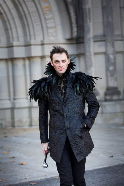 Maleficent Cosplay, Mens Steampunk, Feather Outfit, Crow Costume, Feather Collar, Bird Costume, Burning Man Festival, Fantasias Halloween, Christmas Men