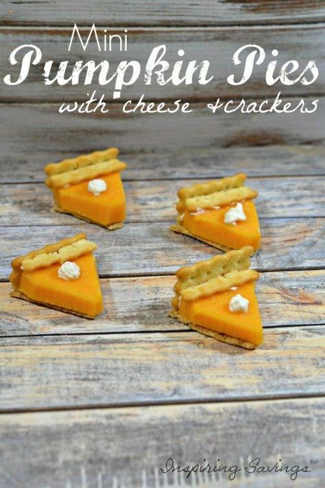 Mini Pumpkin Pies Recipe, Savory Appetizers, Thanksgiving Appetizer, Kid Foods, Unique Snacks, Mini Pumpkin Pies, Festive Food, Pumpkin Pies, Mini Bites