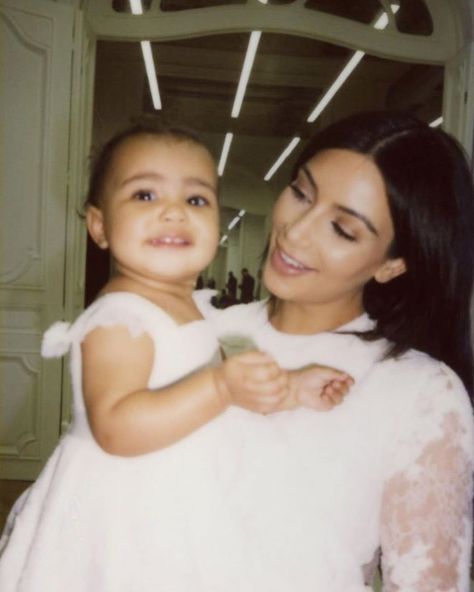 KIM KARDASHIAN WEST on Instagram: “Kimye’s wedding BTS” Kimye Wedding, Kim And North, Jenner Kids, Kardashian Makeup, Kim Kardashian Makeup, Kim And Kanye, Kardashian Kids, Jenner Family, Kardashian Family