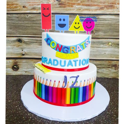 This graduation cake with rainbow colored layers on the inside is perfect your your little one Graduation Cake For Kindergarten, Cake For Kindergarten, Preschool Graduation Cake, Kindergarten Graduation Cake, Vpk Graduation, Graduation Cake Ideas, Pirate Ship Cakes, Grad Cake, Photo Cake Topper