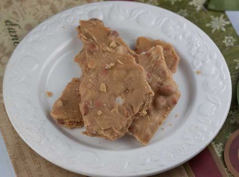 Peanut Butter Brittle or Soft Peanut Brittle recipe that makes a candy similar to the one served at The Davenport Hotel. Soft Peanut Brittle Recipe, Soft Peanut Brittle, Peanut Butter Brittle, Microwave Peanut Brittle, Skippy Peanut Butter, Peanut Brittle Recipe, Brittle Recipes, Nut Recipes, Peanut Brittle