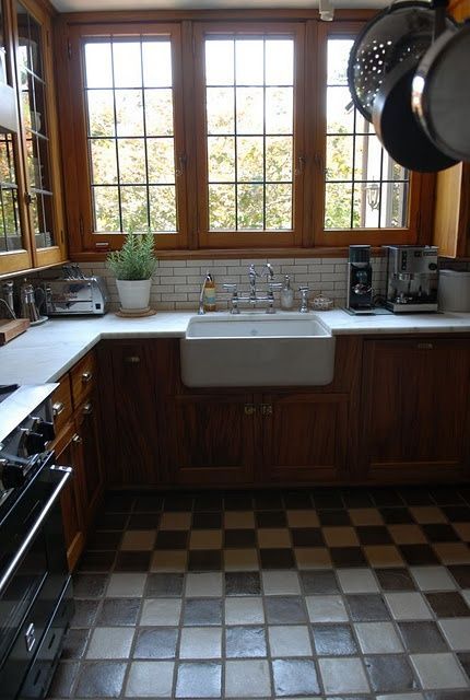 1920 Kitchen, Farmhouse Kitchen Flooring, Kitchen Restoration, 1920s Kitchen, Modern Farmhouse Kitchen Decor, Bungalow Kitchen, Kitchens Ideas, Vintage Kitchens, Craftsman Kitchen