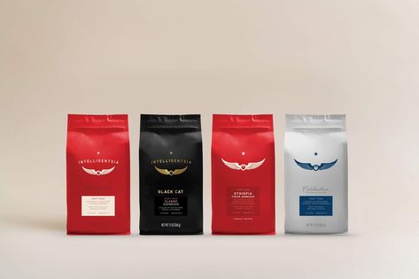 Intelligentsia Coffee on Packaging of the World - Creative Package Design Gallery Beans Packaging, Coffee Branding Design, Intelligentsia Coffee, Coffee Market, Coffee Label, Luxury Coffee, Coffee Bags, Creative Coffee, Creative Package