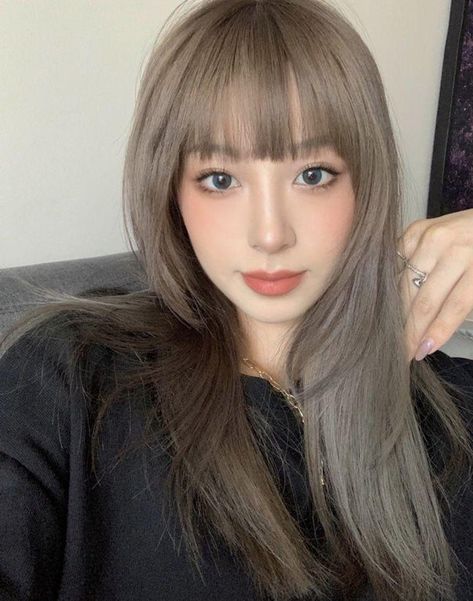 Ash Pink Hair, Virgin Black Hair, Hair Color Without Bleach, Beige Hair Color, Bleach Hair Color, Hair Color Asian, Beige Hair, Korean Hair Color, Ash Hair