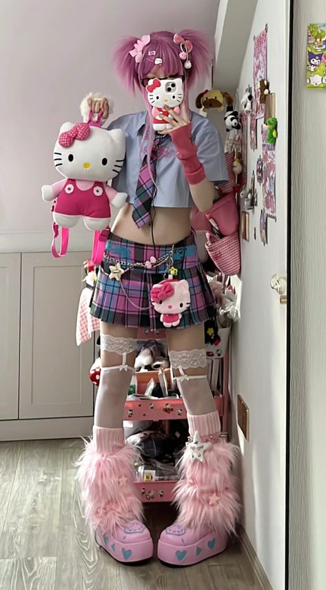 ID:495970215  #jfashion #cfashion #kfashion #cute #aesthetic #aestheticfashion #uniform #legwarmers #pink #purple #hellokitty #skirt #fashion Hyperpop Aesthetic Fashion, Hyperpop Outfit, Claw Machine Aesthetic, Hyperpop Fashion, Hyperpop Aesthetic, Pink Uniform, Hawaii Fashion, Hawaii Style, Claw Machine