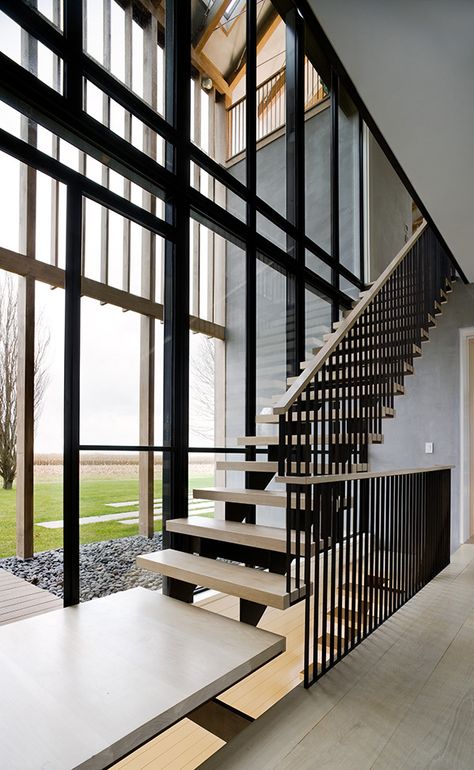 Not so much the style as the construction. It looks safer than some of the other floating stairs. Staircase Balustrade, House Styling Interior, Metal Interior, Architecture Restaurant, Escalier Design, Loft Interior Design, Floating Stairs, Modern Barn House, Loft Interiors