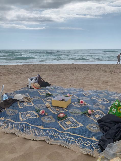 picnic at the beach aesthetic Picnic On Beach, Picnic By The Beach, Beach Picnic Aesthetic, At The Beach Aesthetic, Future Mood, The Beach Aesthetic, Picnic At The Beach, 2024 Manifesting, Saint Helena Island