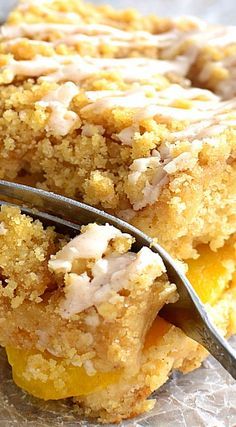 Peach Coffee Cake, Peach Coffee, Peach Dessert Recipes, Peach Desserts, Peach Cake, Dessert Aux Fruits, Interior Vintage, Coffee Cake Recipes, Peach Recipe