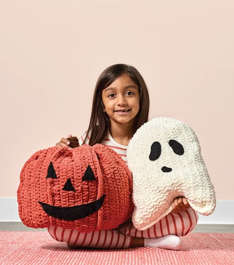 Pumpkin Pillow Crochet Pattern, Ghost Pillow Crochet, Ghost Pillow Crochet Pattern, Crochet Pumpkin Pillow Free Pattern, Crochet Ghost Pillow Pattern Free, Crochet Halloween Pillow, Crochet Ghost Pillow, Pumpkin Pillow Crochet, Crochet Ghost Pattern Free