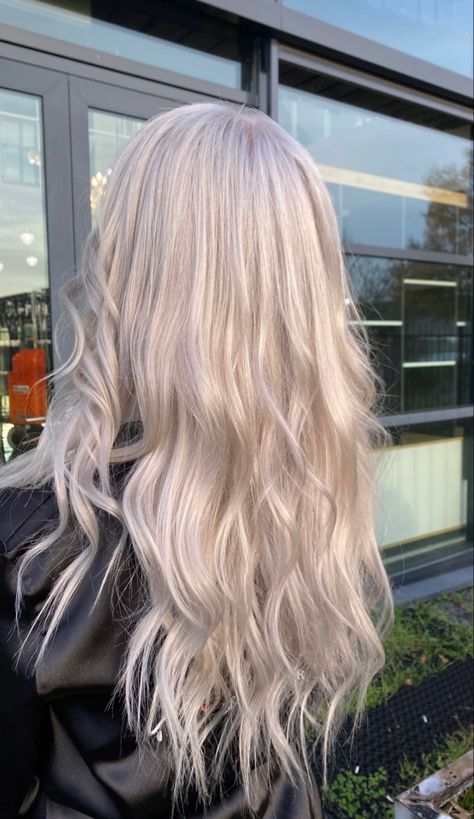 Blonde Hair Platinum Icy, Icy Cool Blonde Hair Color, Platinum Blonde Hair Silver, Pearl Ash Blonde Hair, White Ash Blonde Hair, Platinum Blonde Hair Aesthetic, Ash White Hair, Ice Hair Color, Ice Blonde Hair Color