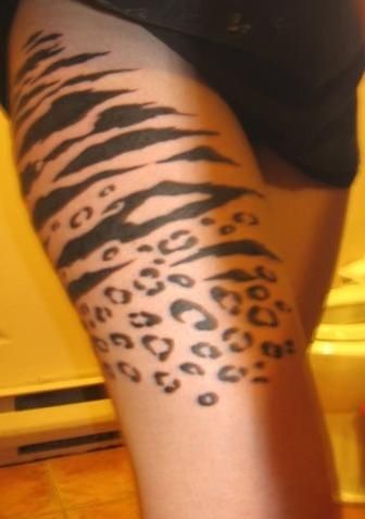 Tiger Stripes Tattoo For Women, Zebra Stripes Tattoo, Tiger Pattern Tattoo, Tiger Print Tattoo For Women, Tiger Skin Tattoo, Leopard Print Tattoo Stencil, Cheetah Print Leg Tattoo, Leopard Skin Tattoo, Animal Print Tattoo For Women