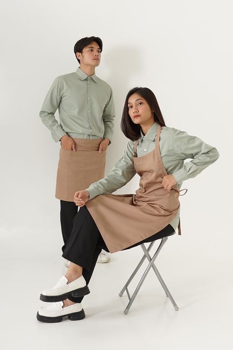 #workwear #uniforms #restaurant #uniform #restaurantuniform #server #serveruniform #apron Modern Uniform Design, Cafe Uniform Trendy, Cafe Uniform Ideas, Coffee Uniform, Coffee Shop Uniform, Uniforms Restaurant, Waiter Uniform Design, Apron Uniform, Industrial Coffee Shop