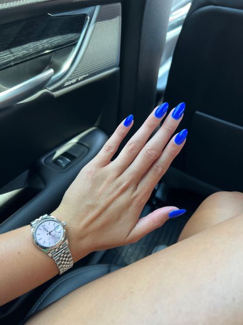 Almond nails dip nails natural nails blue nails Almond Nails Dip, Natural Nails Blue, Blue Dip Nails, Electric Blue Nails, Nails Dip, Nails Natural, Dip Nails, Nails Blue, Dipped Nails