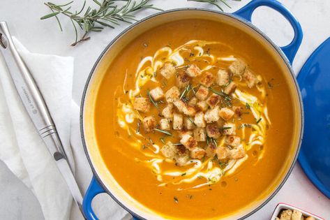 Butternut Squash Soup Le Creuset Dutch Oven Recipes, Creuset Recipes, Le Creuset Recipes, Butternut Squash Recipes Soup, Squash Soup Recipe, Dutch Oven Recipes, Keep Food Warm, Chopped Carrots, Squash Soup