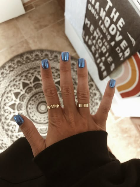 2024 Simple Nails, 2024 Short Nails Ideas, Gel Manicure Short Nails Summer, Short Painted Nails Aesthetic, Short Nails Multi Color, Short Trending Nails, Nail Colors That Go With Everything, Nails For Spain Trip, Summer Dark Nails