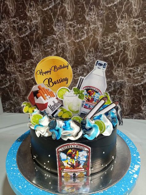 Black cake with printed pictures of cigarette and liquor. Gin Cake Design, Ginebra Logo, Happy Birthday Boss, Fathers Day Cake, Theme Cake, Cake Designs Birthday, Gmmtv Actors, Themed Cakes, Cake Designs