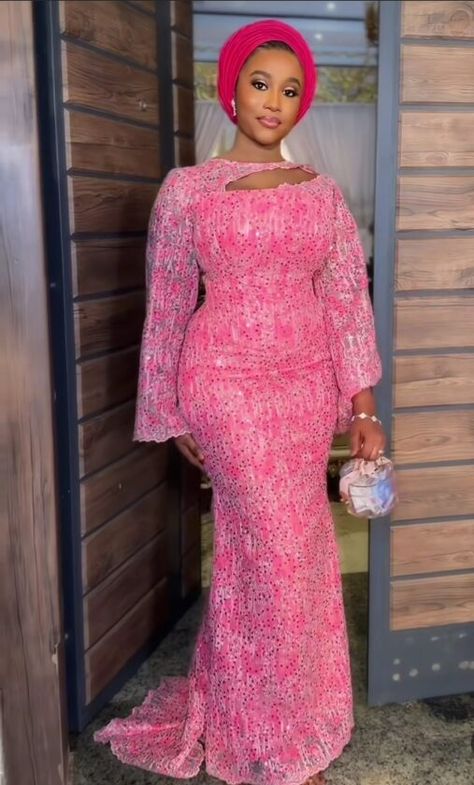 Beautiful and Elegant Asoebi Styles you will adore. Lace Asoebi Gown Styles, Modest Asoebi Lace Styles, Lace Owambe Styles, Lace Gowns Nigerian Fashion, Nigerian Lace Styles For Wedding, Owambe Lace Styles, Elegant Asoebi Styles, Latest Lace Styles For Wedding, Lace Asoebi