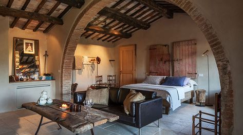 Hotels In Tuscany, Eco Hotel, Small Luxury Hotels, Farmhouse Remodel, Small Hotel, Luxury Boutique Hotel, Boutique Homes, Spacious Living Room, Tuscany Italy