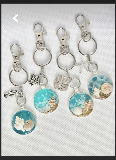 Seashell Keychain, Beach Bridesmaids Gifts, Resin Sand, Sea Turtle Gifts, Florida Gulf Coast, Beach Shells, Resin Crafts Tutorial, Turtle Gifts, Diy Resin Projects