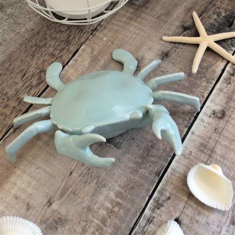 Crab Ceramic, Coastal Ceramics, Crab Ornament, Rock Lobster, Shelf Mantle, Beach House Art, Cerámica Ideas, Underwater Life, Blue Crab