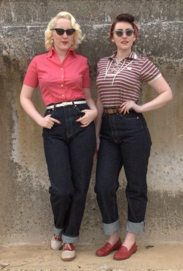 Sock Hop Outfits, Norma Jeans, Personal Uniform, 1950s Fashion Women, Popular Jeans, 1940s Women, Rockabilly Looks, Denim Jacket And Jeans, Retro Fashion Outfits