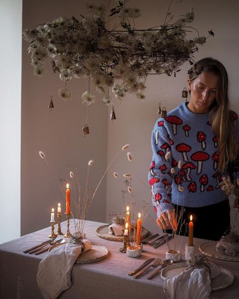 Bex Partridge on Instagram: "The stockings are hung, fairy lights strung and mince pies cooking. Time to step back and dive head first into Christmas and all the beauty it brings. Have a beautiful few days 🌙 Simple festive table display from my Christmas naturally guide 🎄" Bex Partridge, Mince Pies, Christmas Inspo, Festive Tables, Fairy String Lights, Table Display, Partridge, Step Back, Fairy Lights