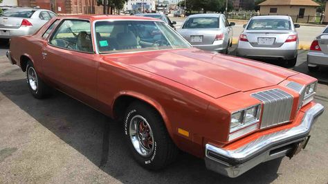 Used Car Lot Find: 1977 Oldsmobile Cutlass Supreme #USA #Oldsmobile, #Restovivor - http://barnfinds.com/used-car-lot-find-1977-oldsmobile-cutlass-supreme/ 1971 Cutlass Supreme, 1969 Oldsmobile Cutlass Supreme, 1970 Oldsmobile Cutlass Supreme, 1970 Oldsmobile 442, 1972 Oldsmobile Cutlass 442 Convertible, Used Car Lots, Oldsmobile Cutlass Supreme, Car Lot, Gm Car