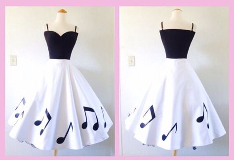 Music note dress Music Note Dress, Musical Dress, Music Dress, Older Fashion, Grad Dresses, Music Note, Music Fashion, White Wedding Dresses, Makeup Art