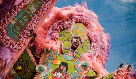 Mardi Gras Indians, Mardi Gras New Orleans, Mardi Gras Centerpieces, Mardi Gras Crafts, Mardi Gras Food, African Ancestry, Mardi Gras Outfits, Visit New Orleans, Mardi Gras Costumes